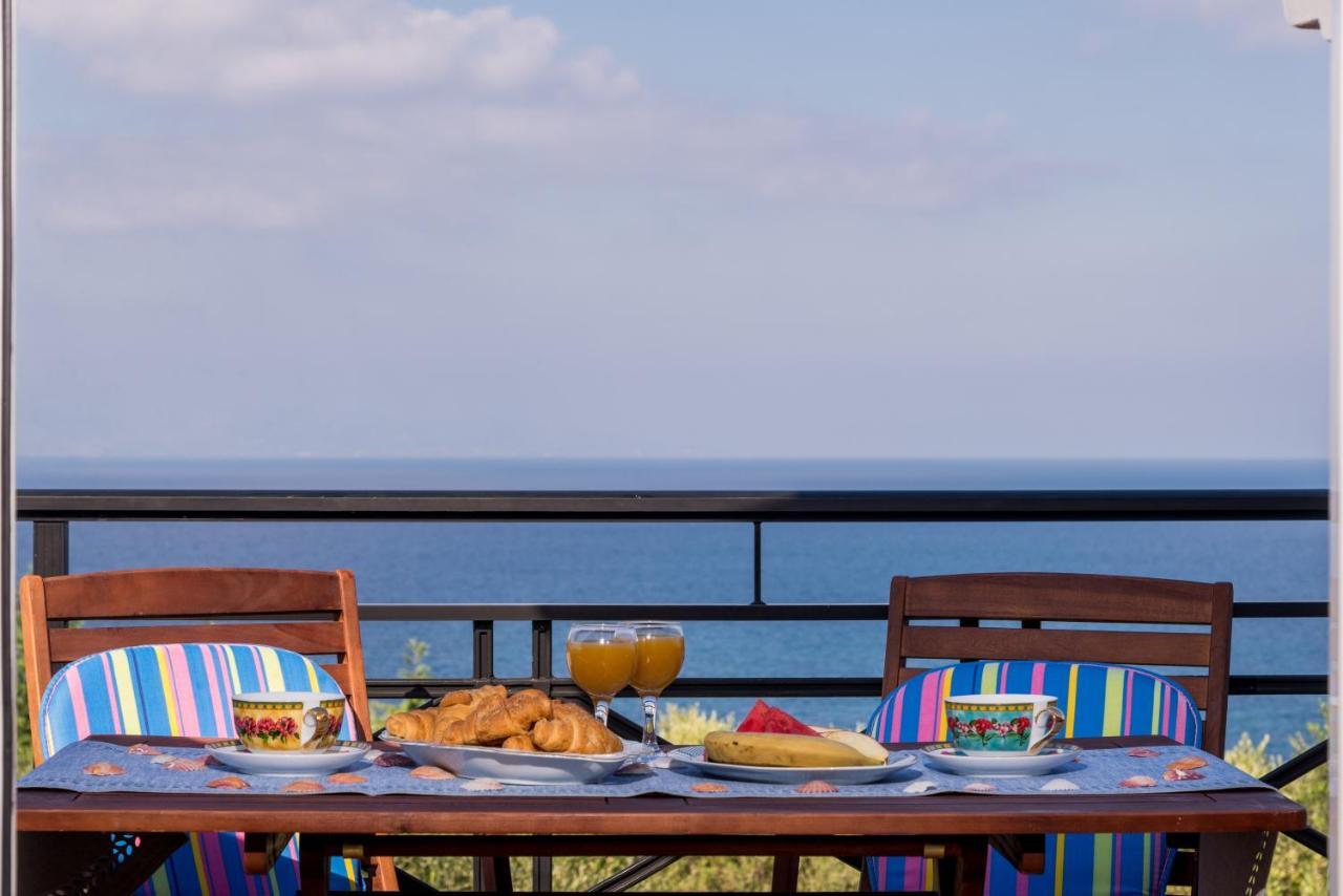 Plános Soso'S Sea View Apartment מראה חיצוני תמונה